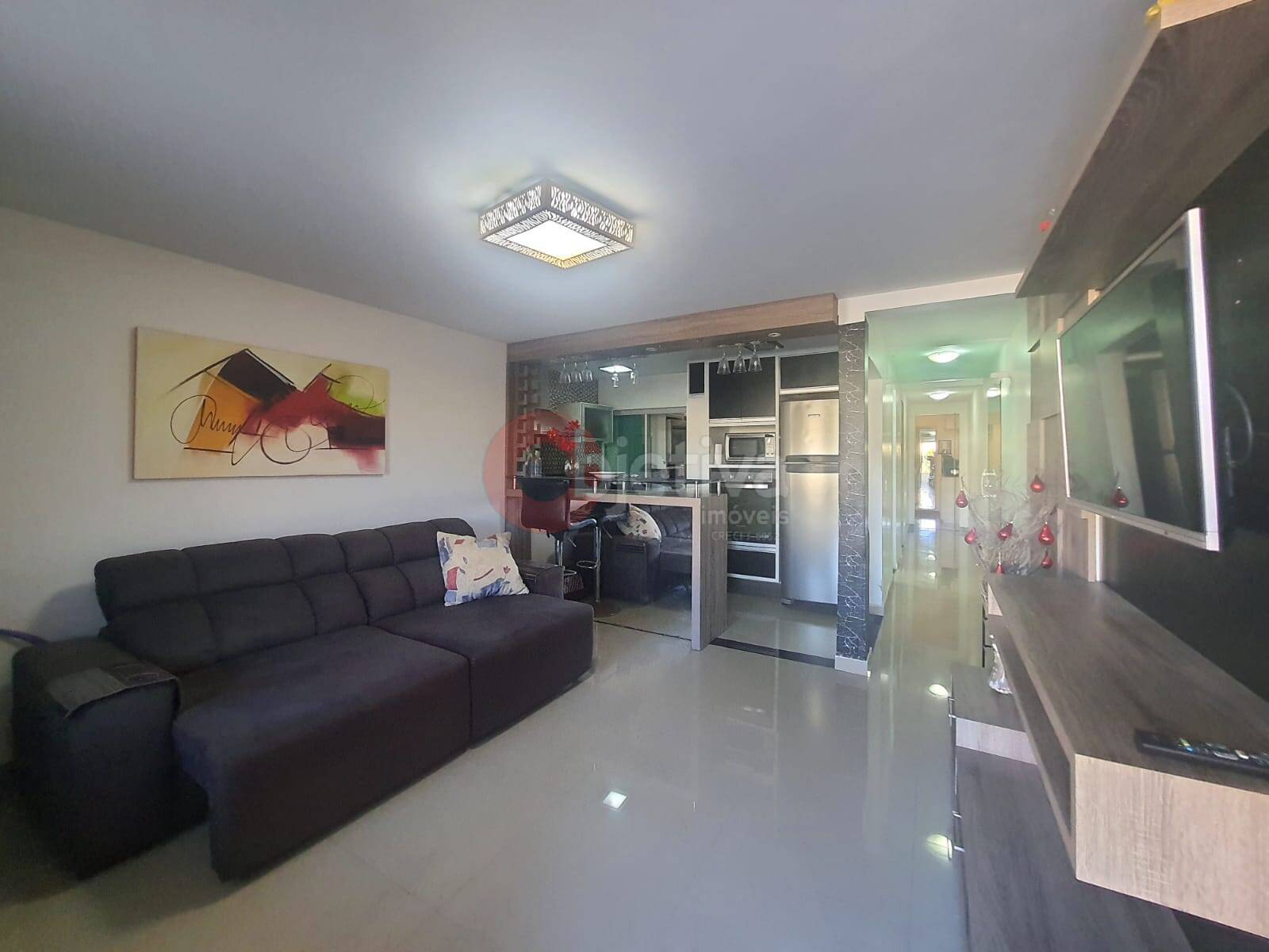 Casa à venda com 2 quartos, 65m² - Foto 1