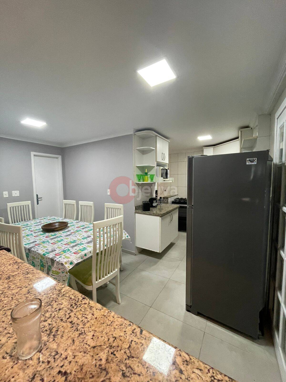 Cobertura à venda e aluguel com 3 quartos, 210m² - Foto 4
