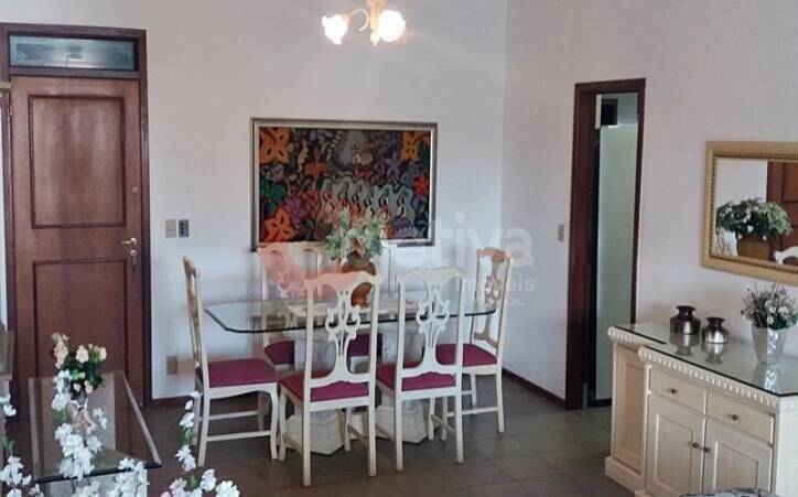 Apartamento à venda com 3 quartos, 150m² - Foto 5