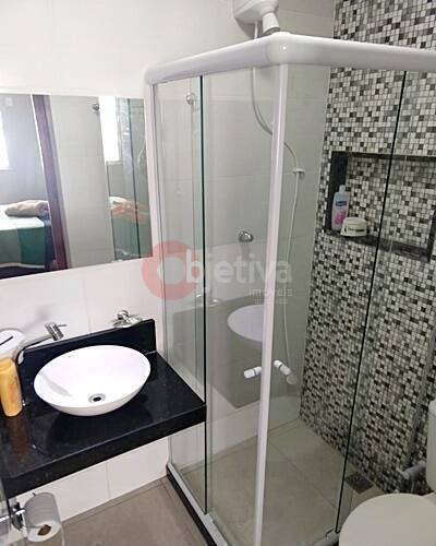 Apartamento à venda com 2 quartos, 70m² - Foto 6