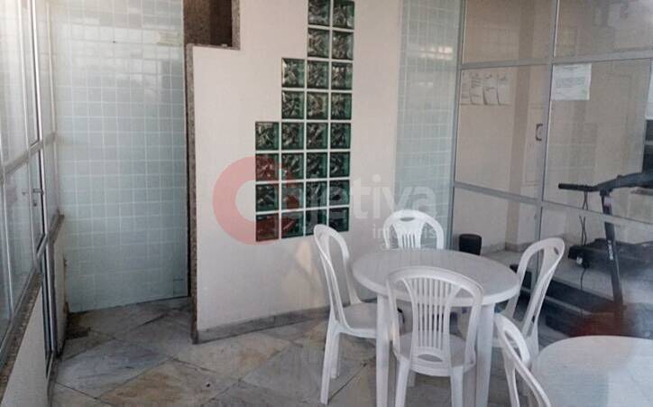 Apartamento à venda com 3 quartos, 150m² - Foto 35