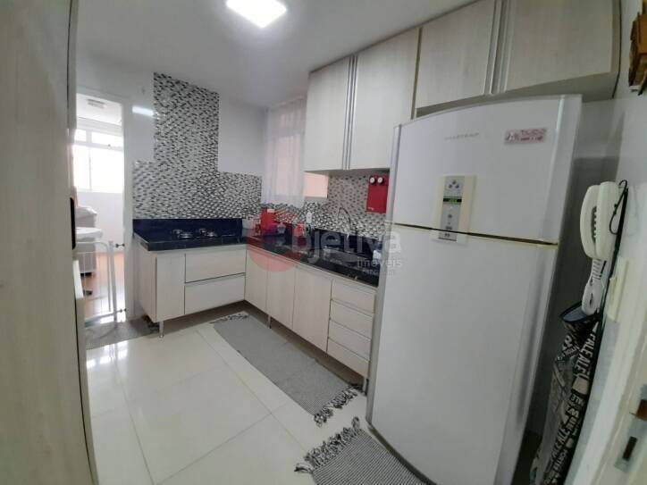 Apartamento para alugar com 2 quartos, 121m² - Foto 3