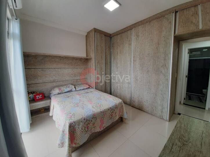 Apartamento para alugar com 2 quartos, 121m² - Foto 14