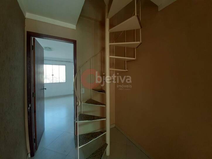 Casa para alugar com 3 quartos, 110m² - Foto 12