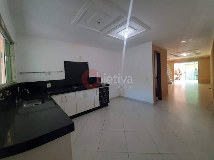 Casa para alugar com 3 quartos, 110m² - Foto 20