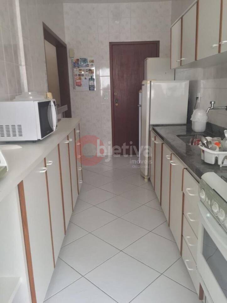 Apartamento à venda com 4 quartos, 200m² - Foto 12