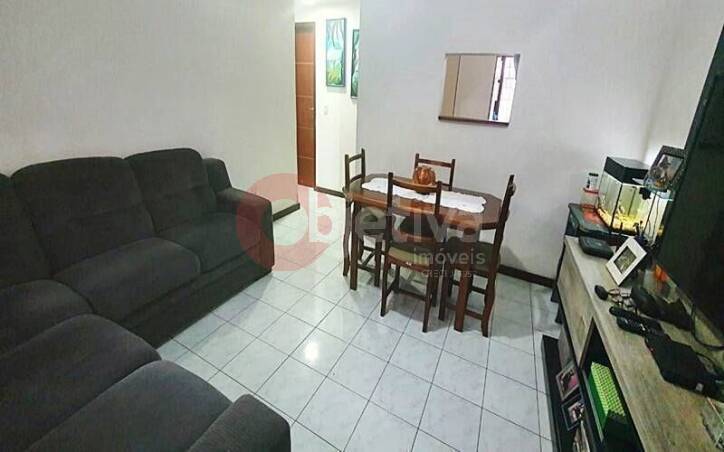 Apartamento à venda com 2 quartos, 70m² - Foto 3