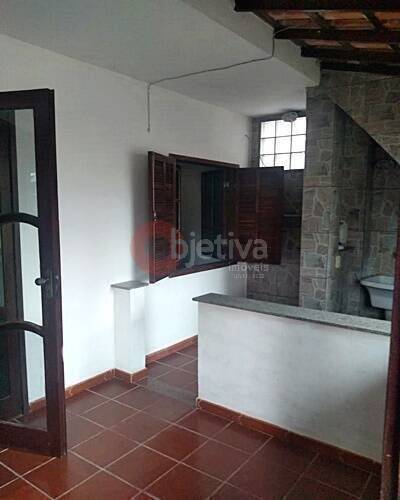 Casa à venda com 3 quartos, 1000m² - Foto 5