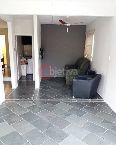 Casa à venda com 2 quartos, 150m² - Foto 15