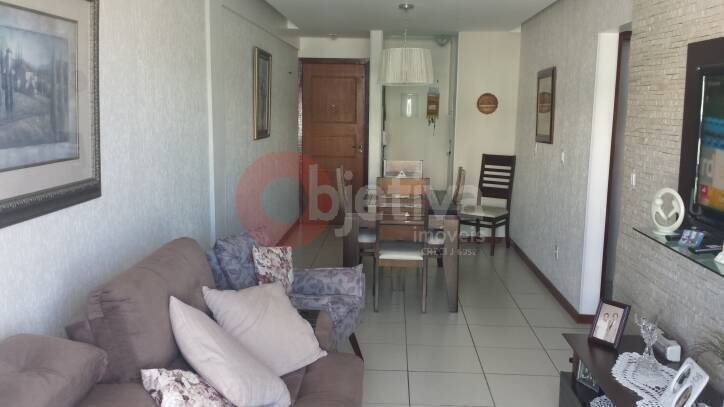 Casa à venda com 2 quartos, 92m² - Foto 1