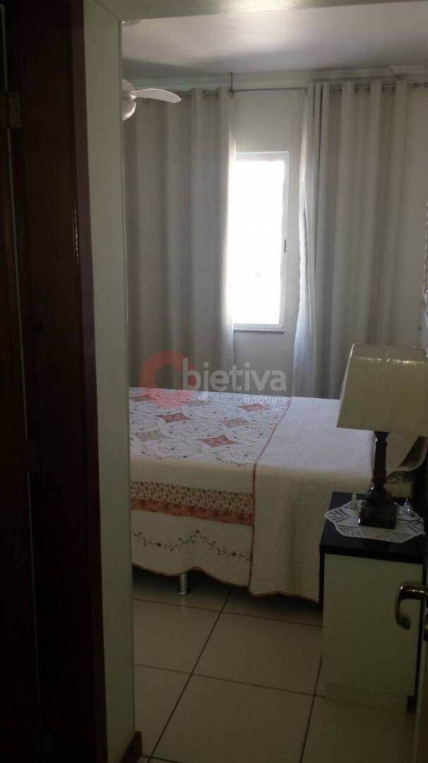 Casa à venda com 2 quartos, 92m² - Foto 5