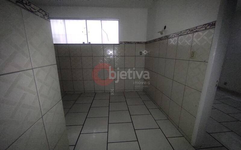 Apartamento para alugar com 3 quartos, 90m² - Foto 11