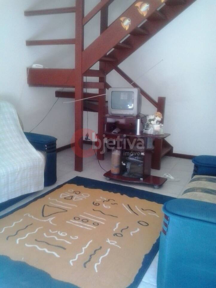 Casa de Condomínio à venda com 2 quartos, 65m² - Foto 1