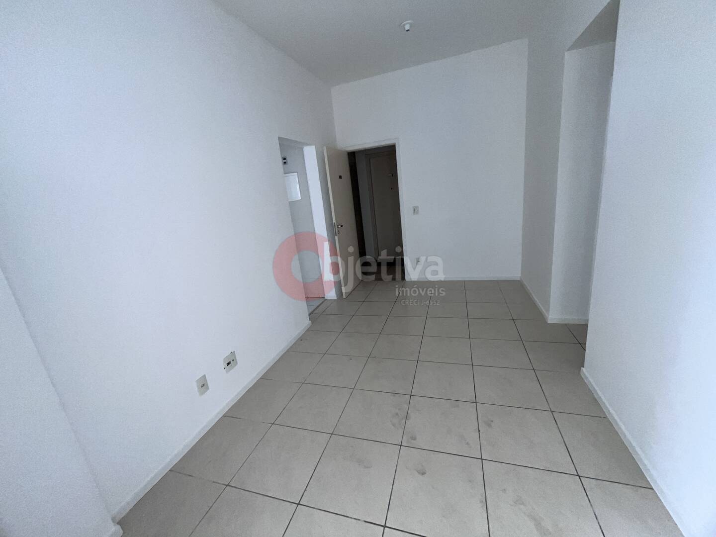 Apartamento para alugar com 2 quartos, 90m² - Foto 9