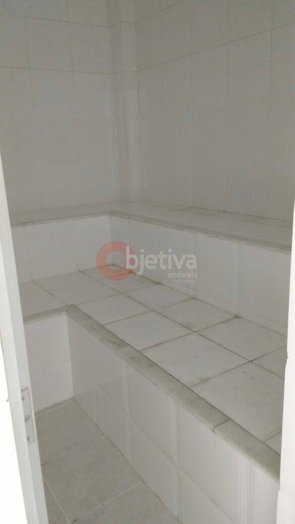 Apartamento à venda com 3 quartos, 130m² - Foto 18