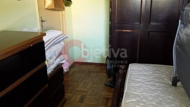 Casa à venda com 3 quartos, 1020m² - Foto 11