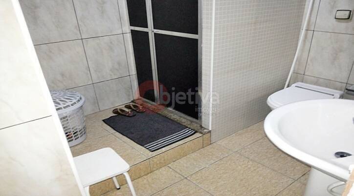 Casa à venda com 3 quartos, 640m² - Foto 26