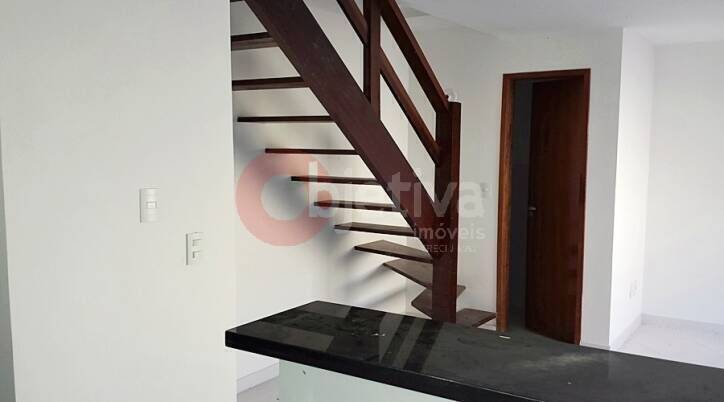 Casa à venda com 2 quartos, 80m² - Foto 8