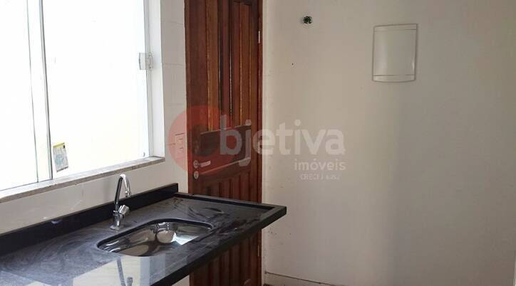 Casa à venda com 2 quartos, 80m² - Foto 15