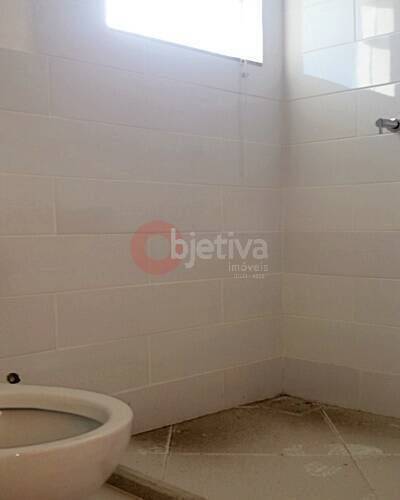 Casa à venda com 2 quartos, 80m² - Foto 16