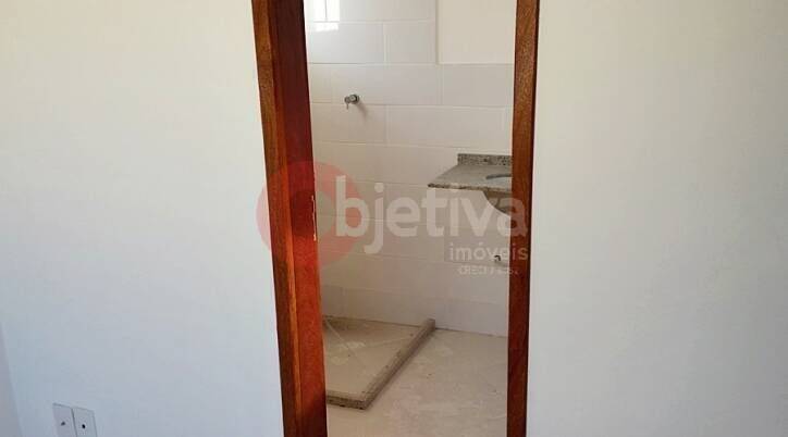 Casa à venda com 2 quartos, 80m² - Foto 18