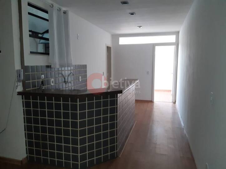 Apartamento à venda e aluguel com 1 quarto, 60m² - Foto 2