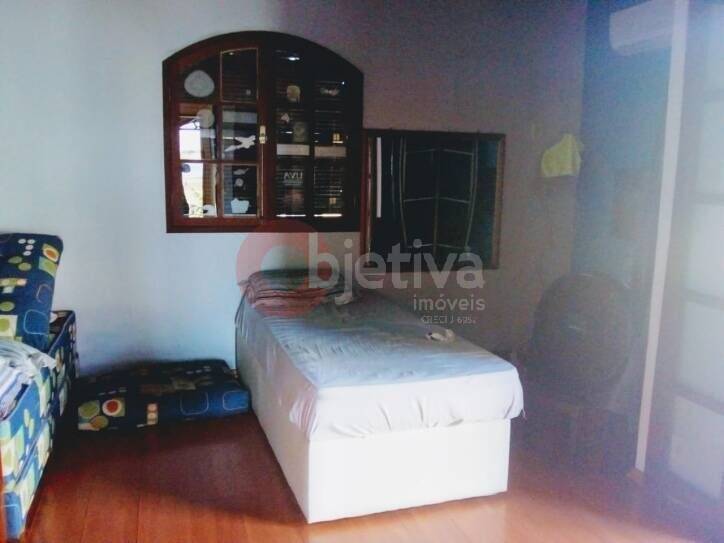 Casa à venda com 2 quartos, 168m² - Foto 21