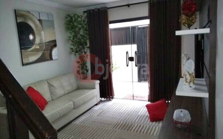 Casa de Condomínio à venda com 3 quartos, 180m² - Foto 4