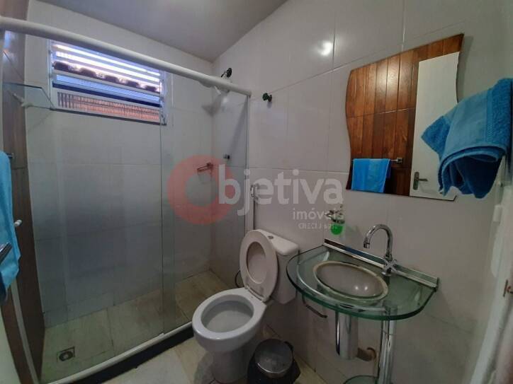 Casa à venda com 6 quartos, 185m² - Foto 19