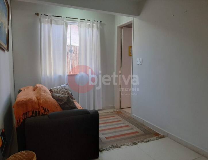 Casa à venda com 6 quartos, 185m² - Foto 21