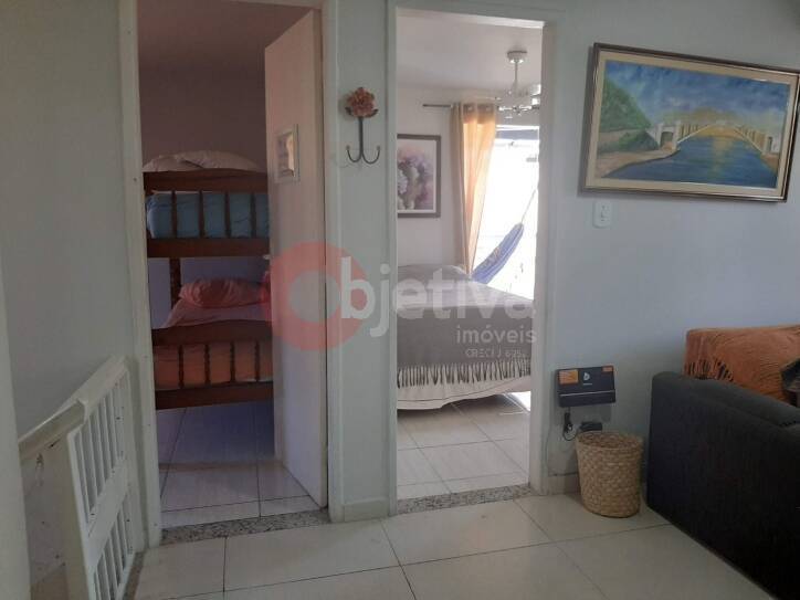 Casa à venda com 6 quartos, 185m² - Foto 22