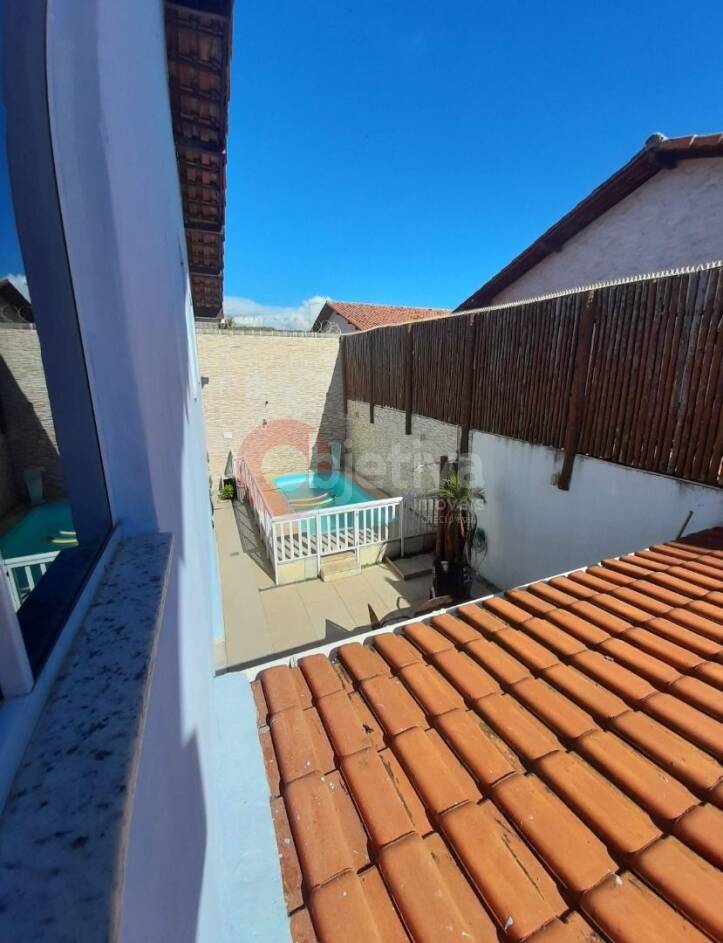 Casa à venda com 6 quartos, 185m² - Foto 28