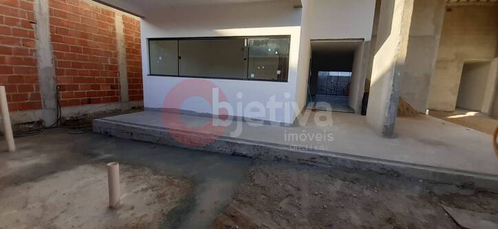 Casa à venda com 3 quartos, 330m² - Foto 3