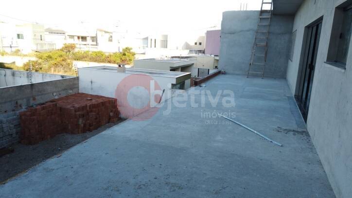 Casa à venda com 3 quartos, 330m² - Foto 10