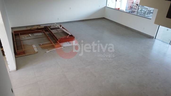 Casa à venda com 3 quartos, 330m² - Foto 21