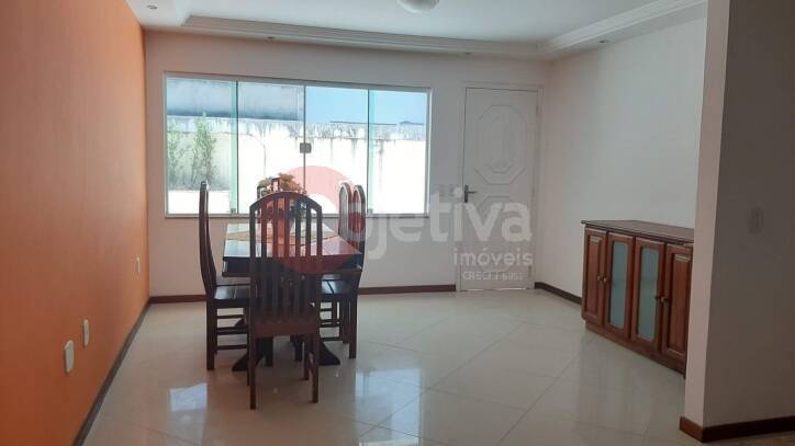 Casa à venda com 4 quartos, 118m² - Foto 5