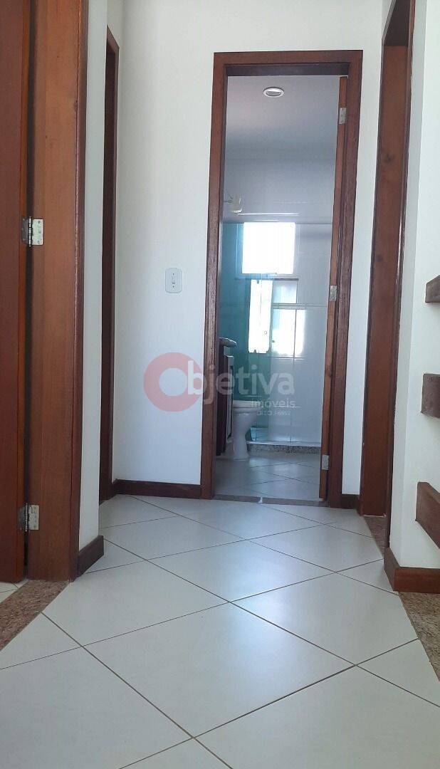 Casa à venda com 4 quartos, 118m² - Foto 12