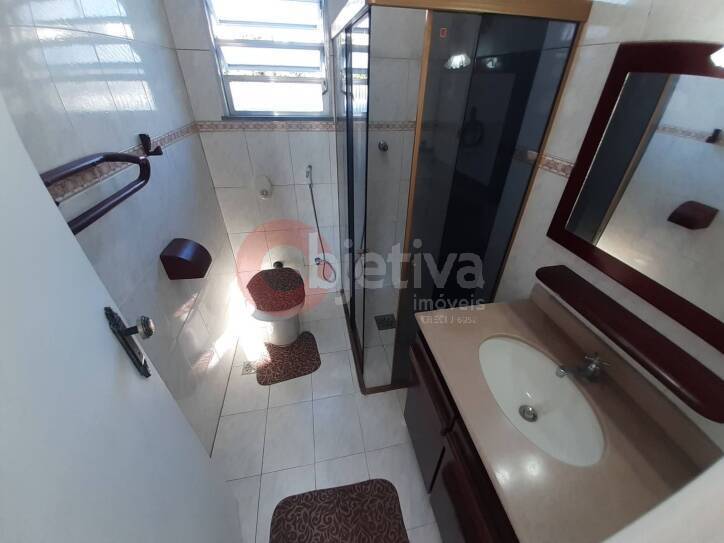 Casa à venda com 4 quartos, 200m² - Foto 33