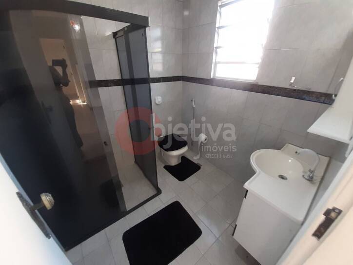 Casa à venda com 4 quartos, 200m² - Foto 36