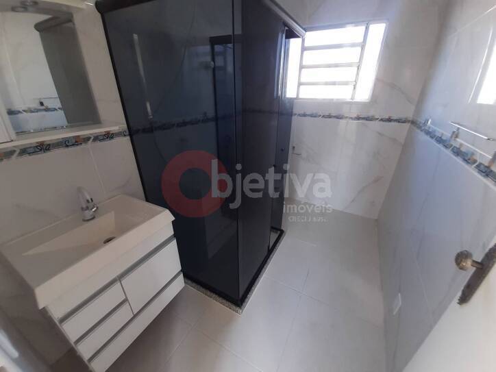 Casa à venda com 4 quartos, 200m² - Foto 38