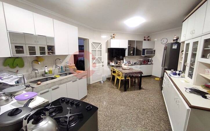 Apartamento à venda com 4 quartos, 148m² - Foto 27