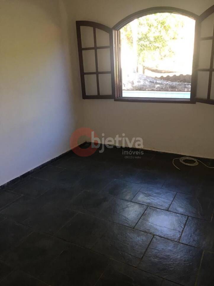 Casa à venda e aluguel com 4 quartos, 90m² - Foto 13