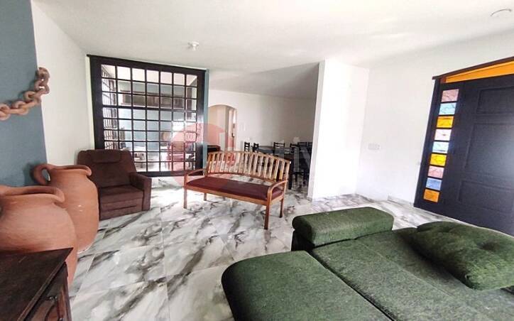 Prédio Inteiro à venda com 10 quartos, 360m² - Foto 2