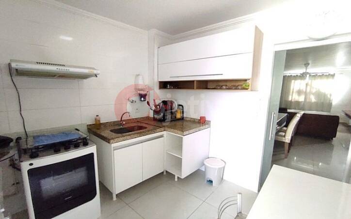 Apartamento à venda com 2 quartos, 85m² - Foto 10