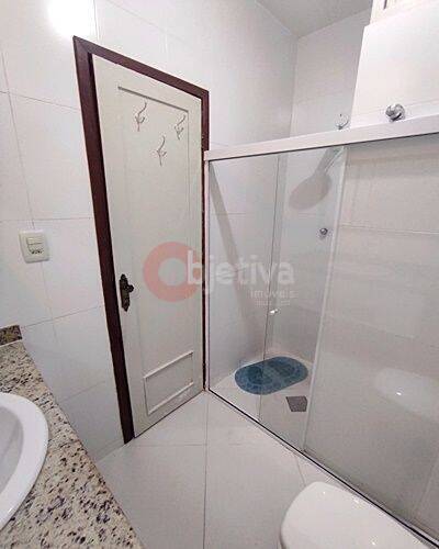 Apartamento à venda com 2 quartos, 75m² - Foto 7