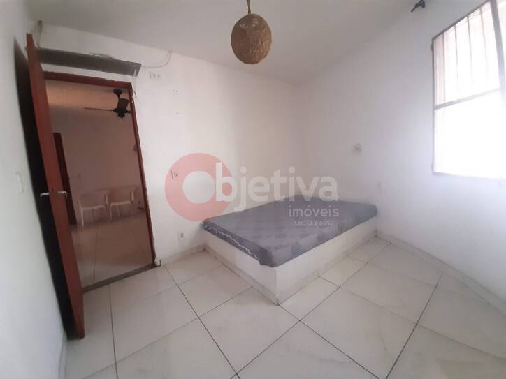 Casa à venda com 3 quartos, 60m² - Foto 12