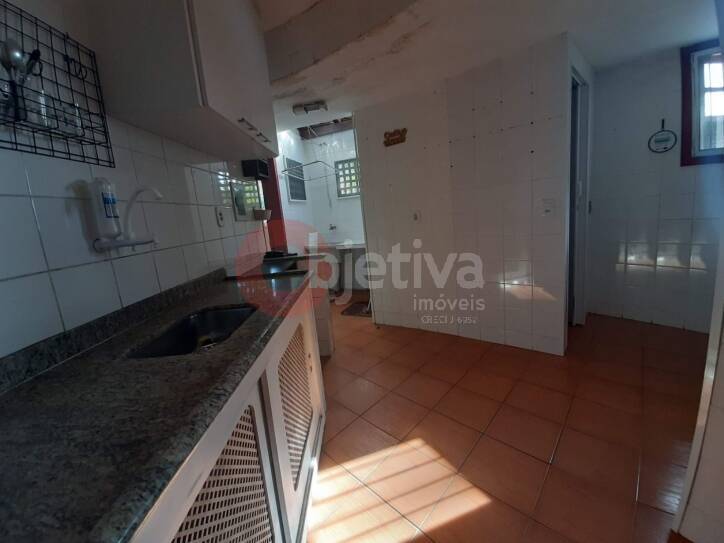 Casa à venda com 3 quartos, 60m² - Foto 20