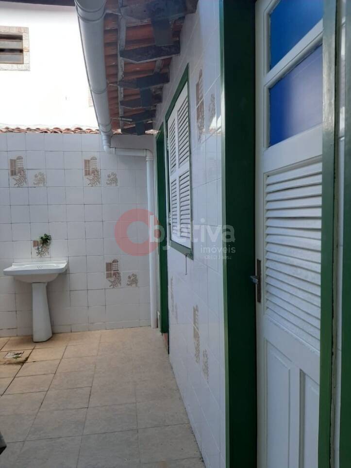 Casa à venda com 2 quartos, 106m² - Foto 10