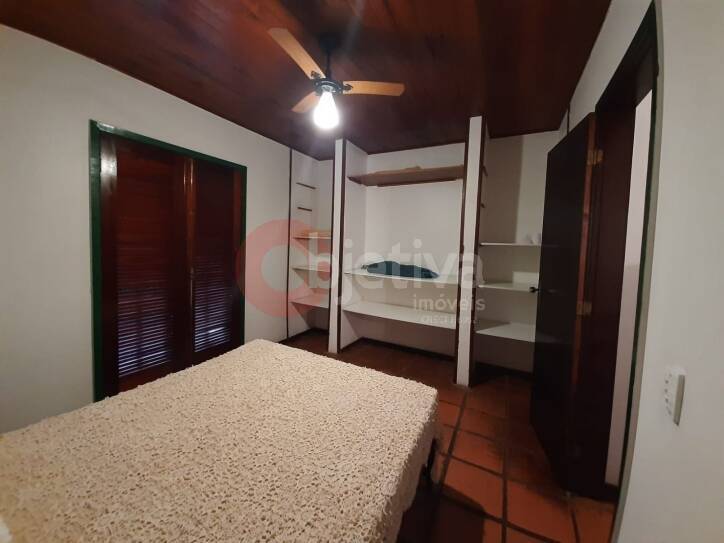 Casa à venda com 2 quartos, 106m² - Foto 12