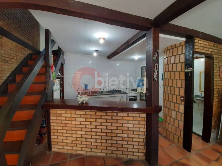 Casa à venda com 3 quartos, 105m² - Foto 7